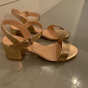 Boohoo Block Heels (Rose Gold)